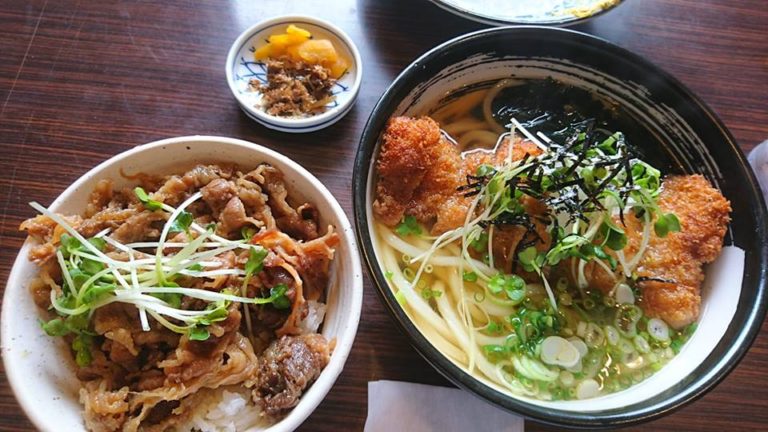 大洋うどん 鯖寿司（宮崎県東臼杵郡門川町中須３丁目１/定食）