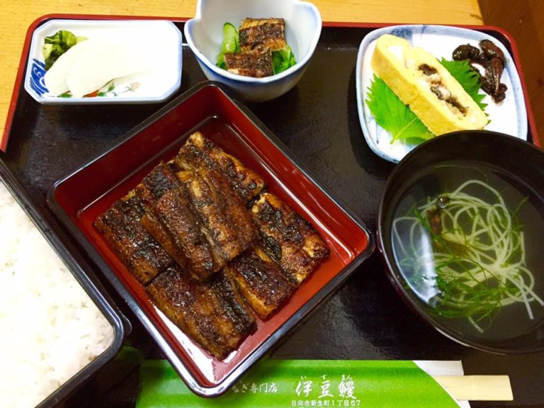 うなぎの伊豆鰻（白焼き/弁当/宮崎県日向市新生町）