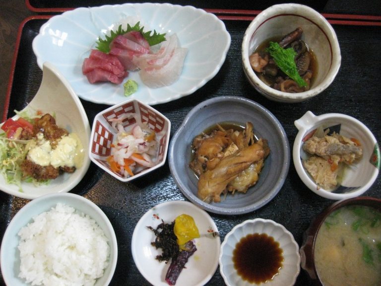 隆豊 (りゅうほう/宮崎県日向市財光寺８９１−４)