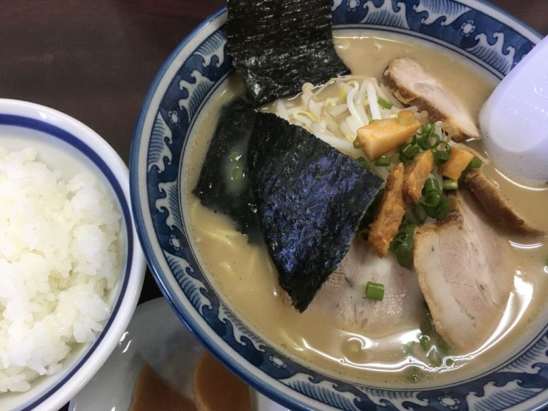 ももちゃんラーメン（宮崎県日向市財光寺3144-1）