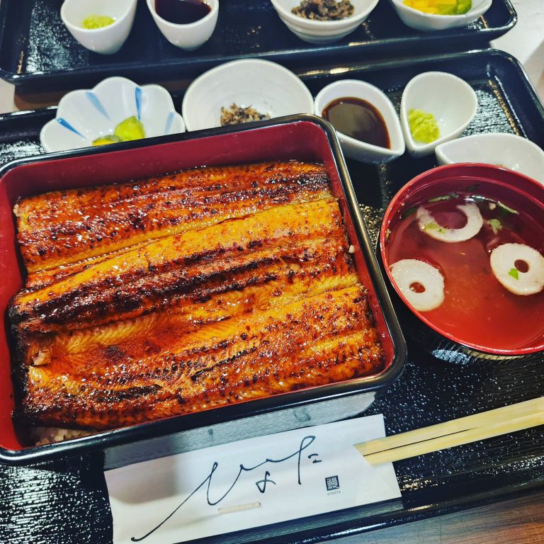うなぎ料理専門店 ひなた鰻（宮崎県日向市財光寺３２２９）