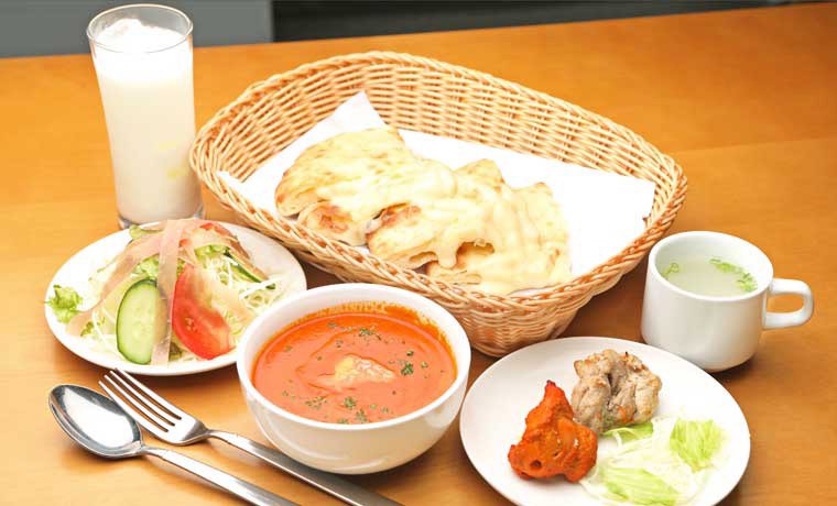 インド・ネパール料理 ロイヤルカレー 日向店（ROYAL CURRY/宮崎県延岡市別府町４４４３−２）